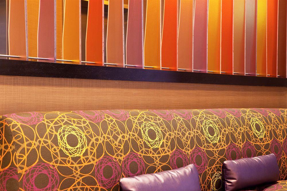 Courtyard By Marriott Syracuse Downtown At Armory Square Hotel Buitenkant foto