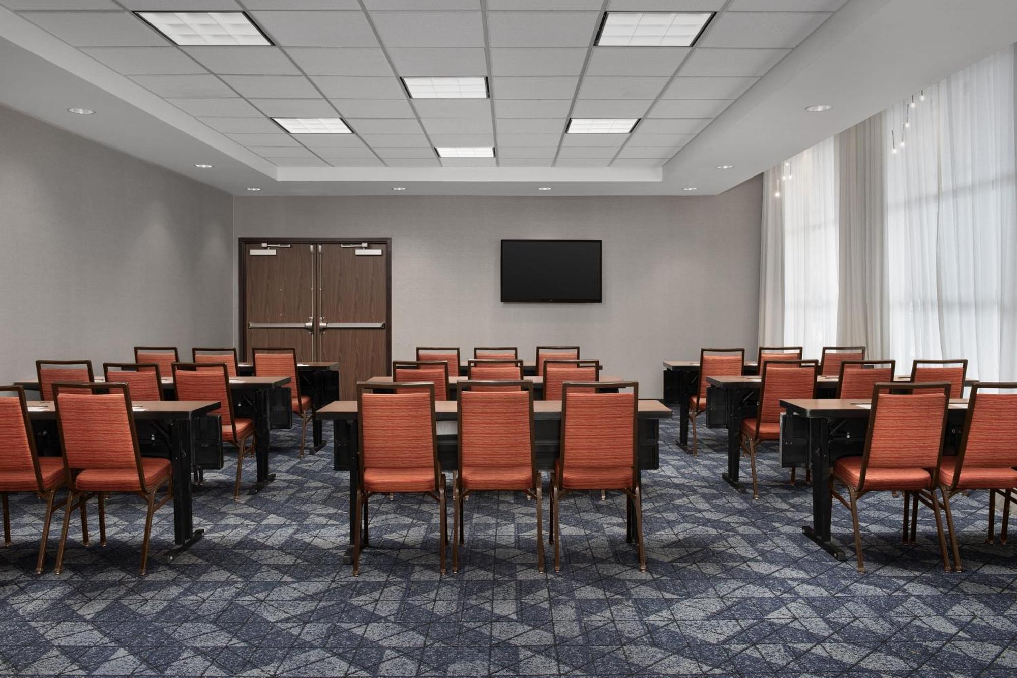 Courtyard By Marriott Syracuse Downtown At Armory Square Hotel Buitenkant foto