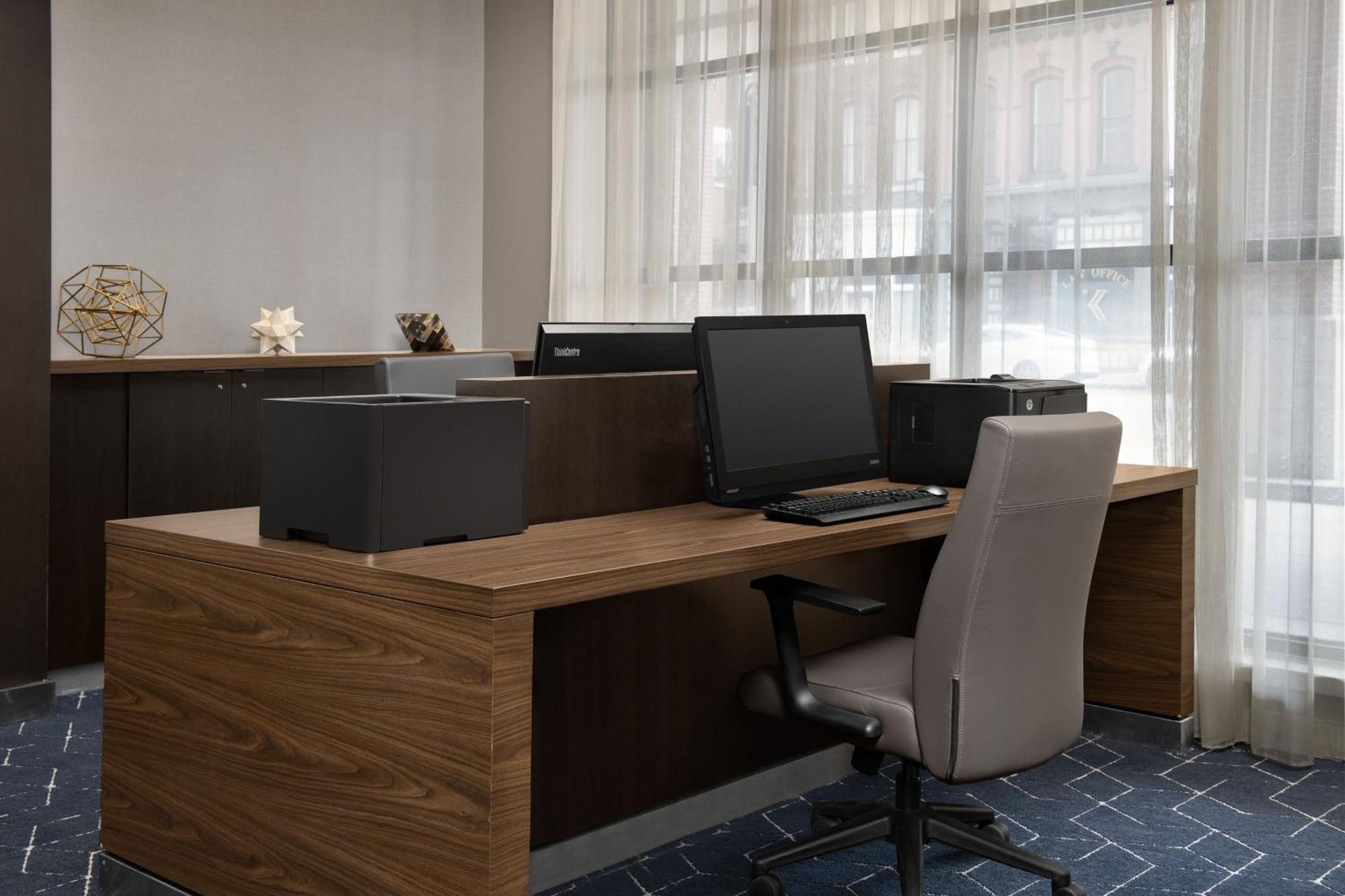 Courtyard By Marriott Syracuse Downtown At Armory Square Hotel Buitenkant foto