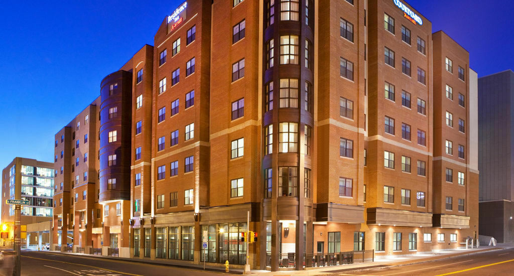 Courtyard By Marriott Syracuse Downtown At Armory Square Hotel Buitenkant foto